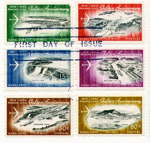 Goldenblk.JPG (71006 bytes)