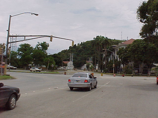 detour1.jpg (66499 bytes)